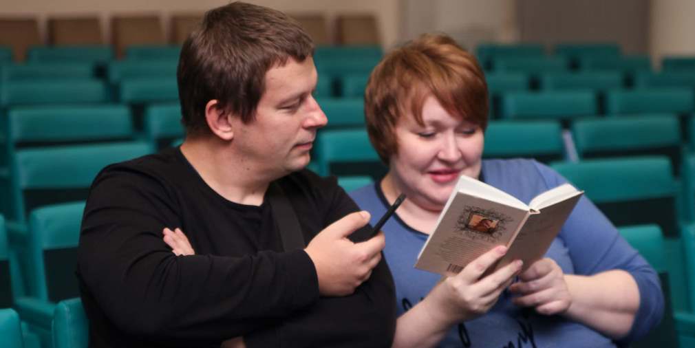 5ce7d056e4e03844539752