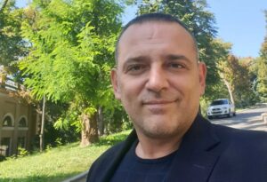 Нардеп из Днепра Бужанский собрался отменить закон о языке