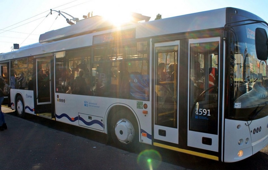 trolleybus