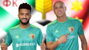 футболисты