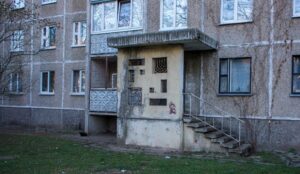 Зачем в советских многоэтажках делали сквозные подъезды