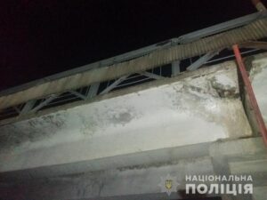 Житель Днепра сообщил о бомбе возле моста на вокзале (фото)