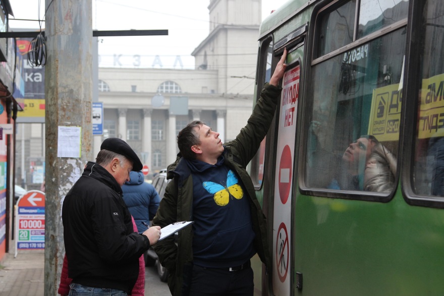 У Дніпрі тривають перевірки готовності маршруток до зими
