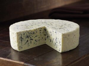 продукты с плесенью