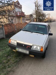 Двое мужчин ехали в Днепр на угнанной легковушке