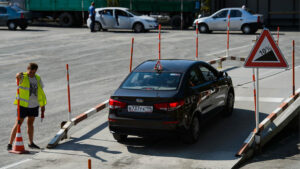 В украинских автошколах теперь фиксируют на видео практические экзамены