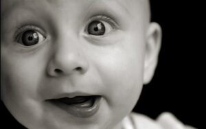 7694_cute-baby-widescreen_p