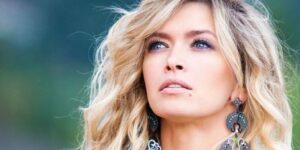 Светлана Лобода в мини-шортах ошарашила откровенным снимком (фото)