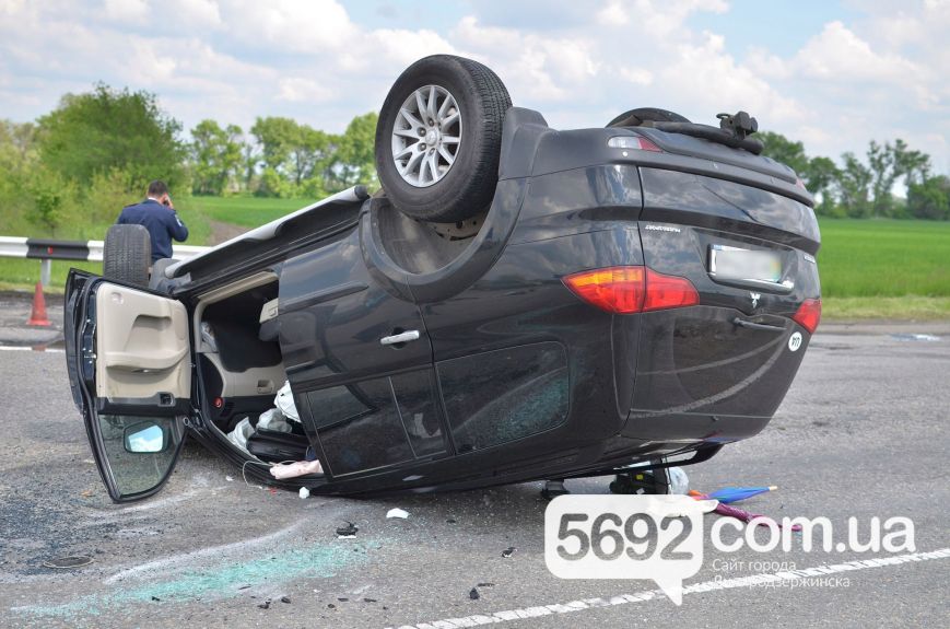 85014dde045f1a93fabacd65222b2e1a