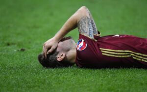 Болельщики футбольной cборной России сняли пародию на хит украинской группы "Грибы"