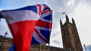 Великобритания готова упростить визовый режим для украинцев
