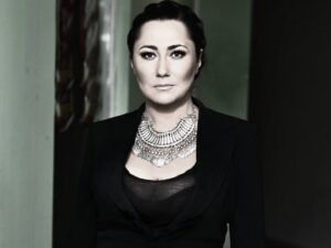 8e9a111a17af7c589096f4d7a3df2ed0_882310_232118683623243_129862462_o