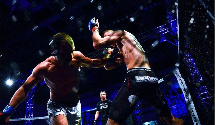 Боец ММА получил шокирующую травму