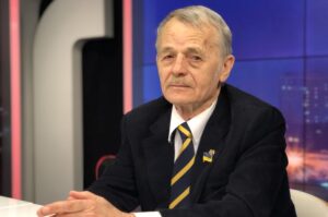 Джемилев планирует встретиться с Зеленским