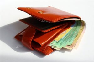 Повышение минимальной заработной платы стало иллюзией- эксперт
