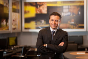 У жены Денисова угнали элитный автомобиль