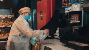 АТБ временно закрывает работу отделов самообслуживания