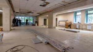 У Дніпрі завершують капітальний ремонт вхідної групи в центрі первинної медико-санітарної допомоги №4