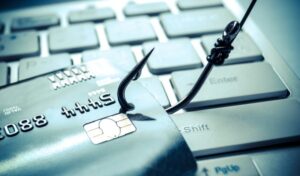 Мошенники обворовали людей на 1,5 млн грн через SIM-карты