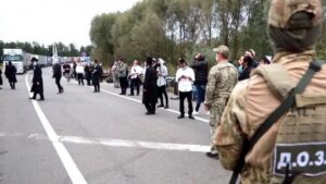 Паломники-хасиды не оставляют попыток попасть в Украину через Беларусь – видео