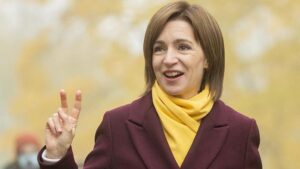 Президентом Молдовы стала женщина: что о ней известно