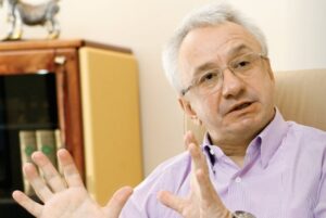 Алексей Кучеренко