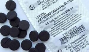 Почему нельзя пить активированный уголь перед застольем