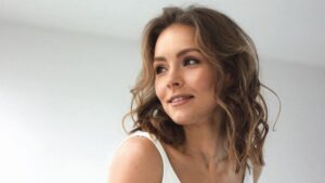 Алена Шоптенко в боди посветила сексуальными ножками (фото)
