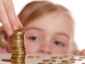 алименты, фото из открытых источников