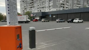 Почему в Днепре возле АТБ появились платные парковки
