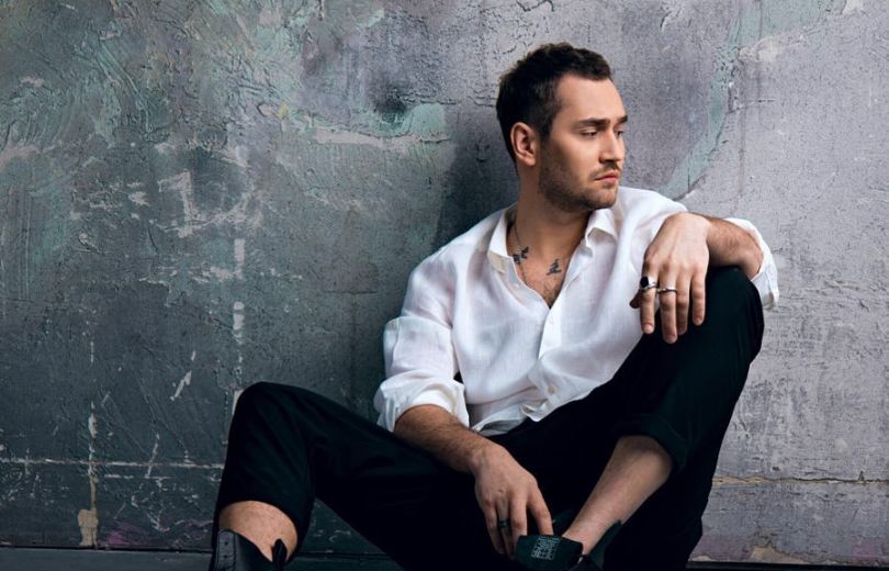 рожден ануси