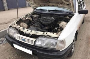 фото УПД ГУНП, подозрительный "Ford"