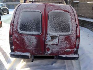 фото УПД ГУНП, сомнительный &quot;Ford Escort&quot;