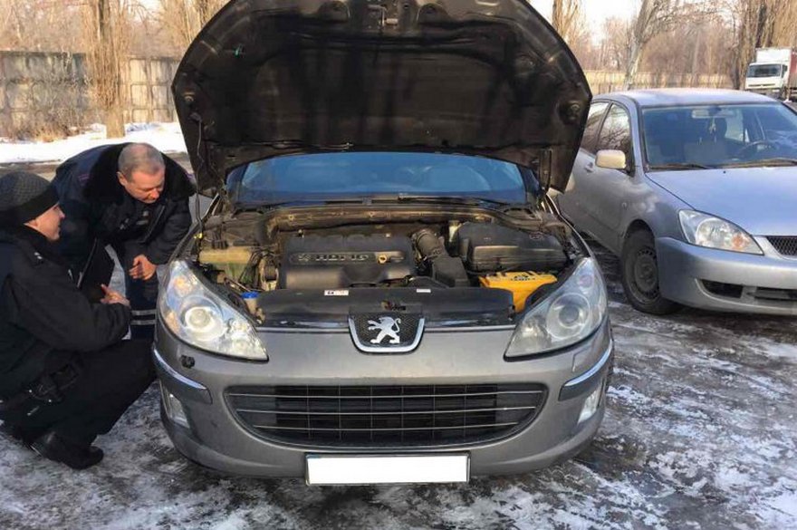 фото УПД ГУНП, проверка автомобиля