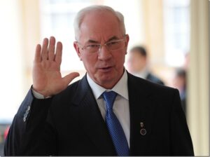 Николай Азаров