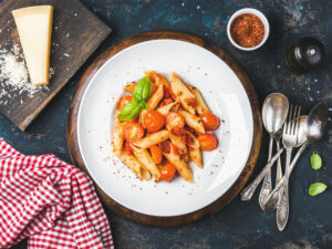 Макароны по-флотски: старый рецепт в новом исполнении