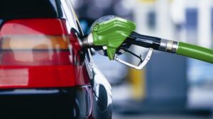 нефтеперерабатывающий завод, фото из открытых источников