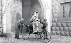 bertha-benz-e1447277109260