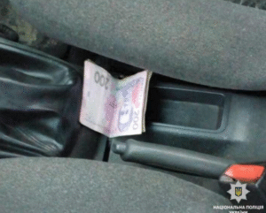 взятка, фото полиции