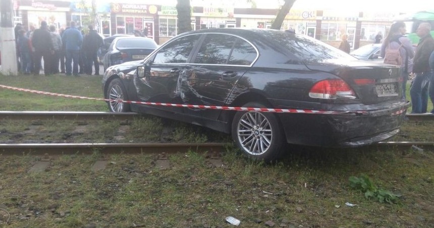 автомобиль