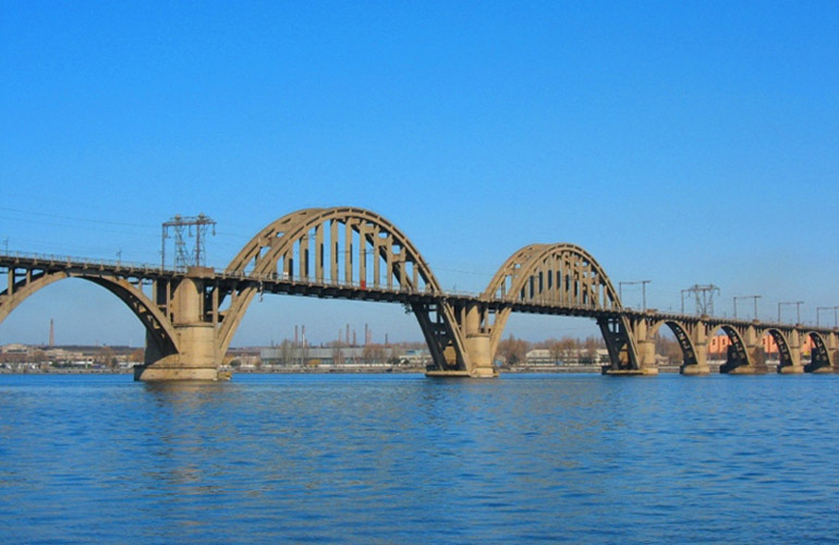 мост