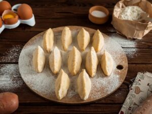 Вареники с сулугуни