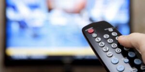 Сегодня 23 украинских телеканала исчезнут из бесплатного доступа