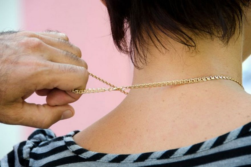 сорвать цепочку, фото из открытых источников