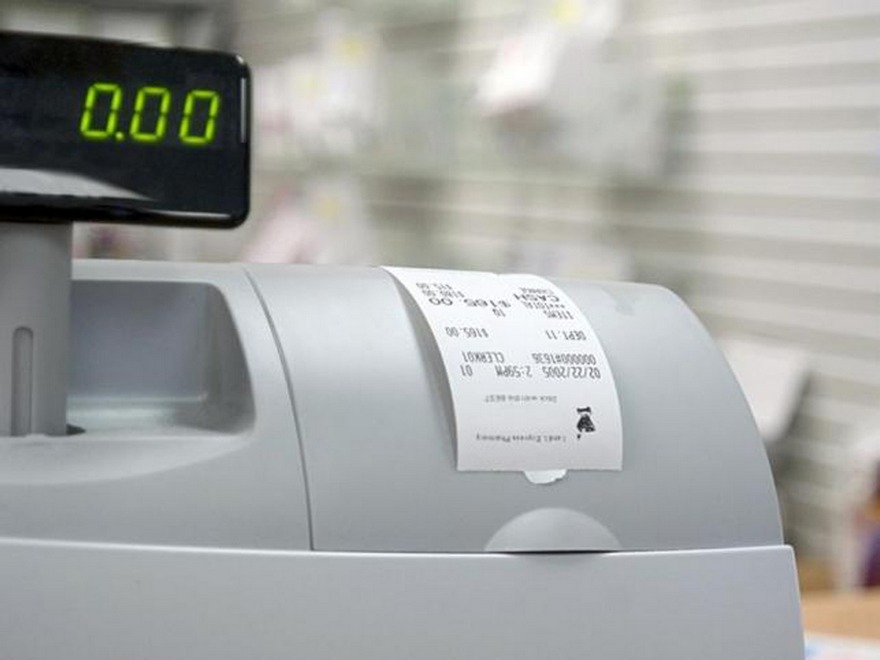 выдача чеков, фото из открытых истчоников