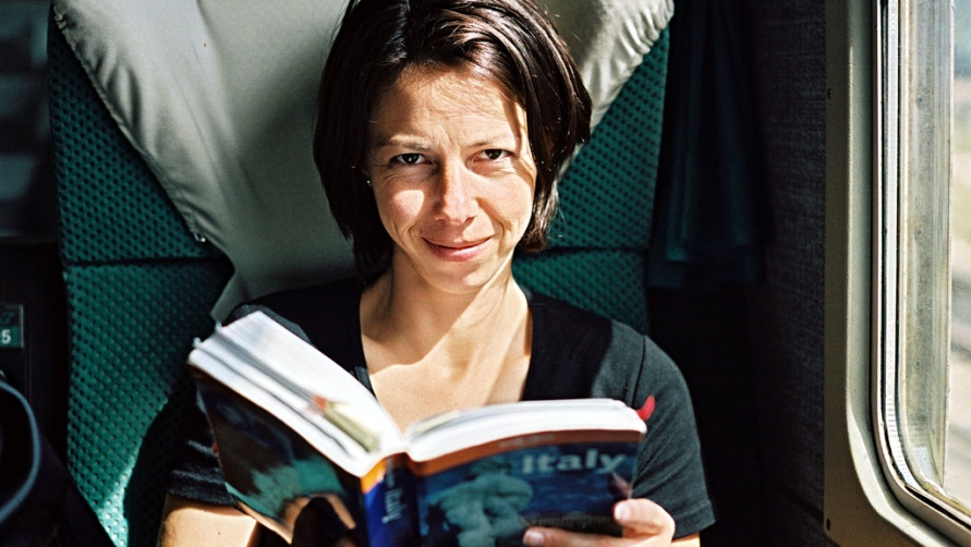 читать в поезде