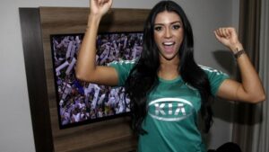 cintia-valentin-brazilian-hottie-palmeiras-101