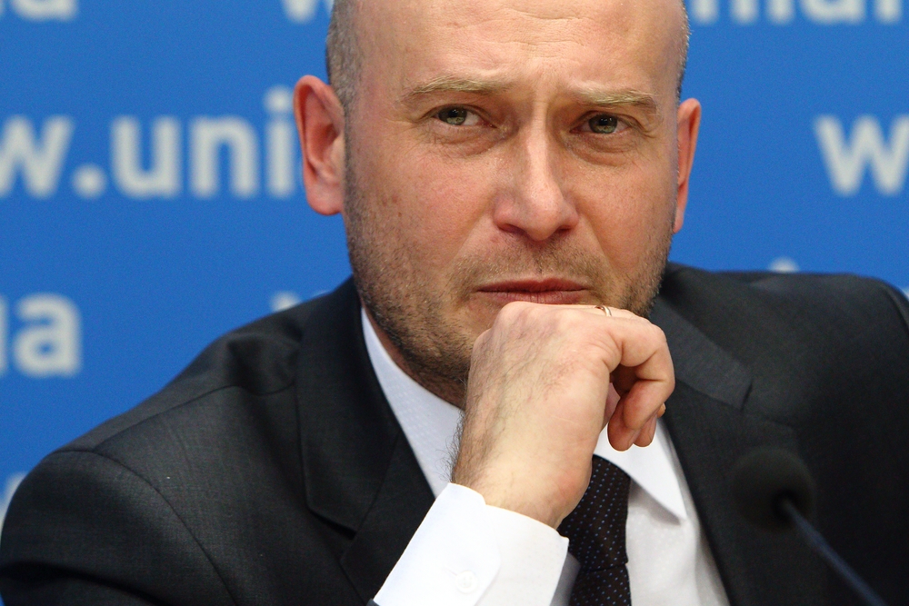 Ярош задекларировал право на ТМ &quot;визитка Яроша&quot;