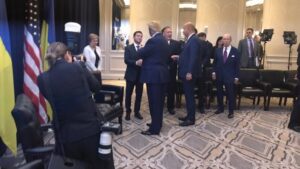 Зеленский начал встречу с Трампом: прямая трансляция