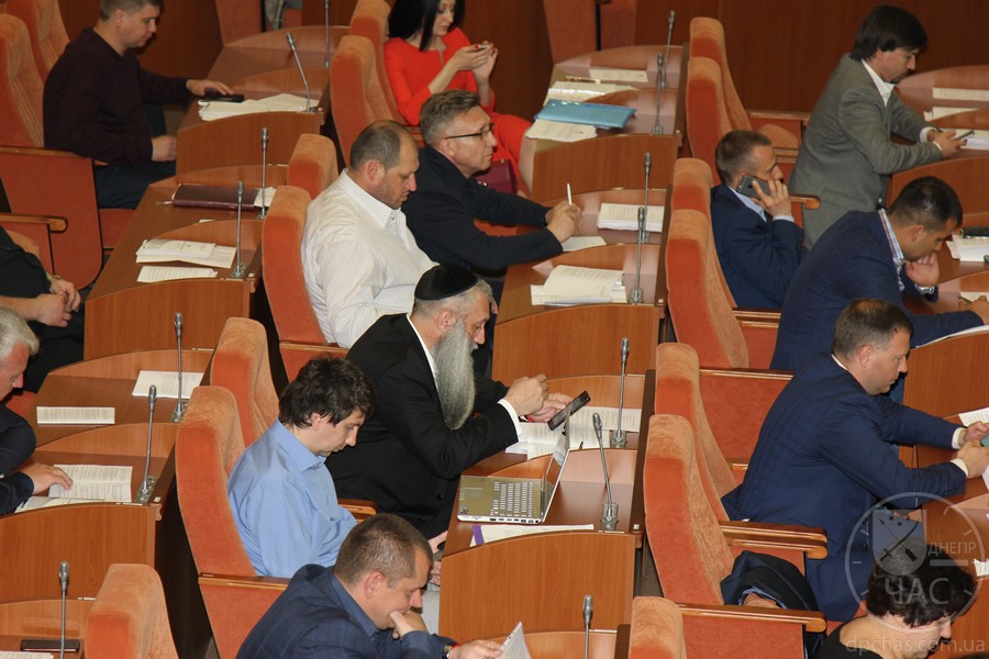 deputaty_vtychat